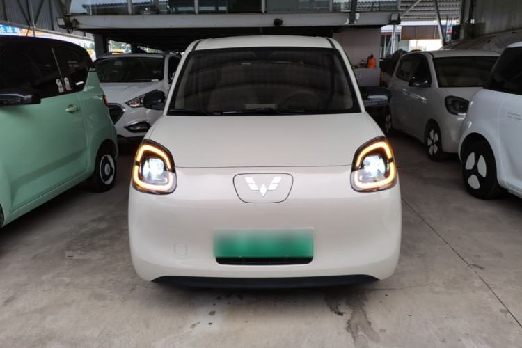 Used Wuling Hongguang MINIEV 2025 Four-Door Version Advanced Edition Front
