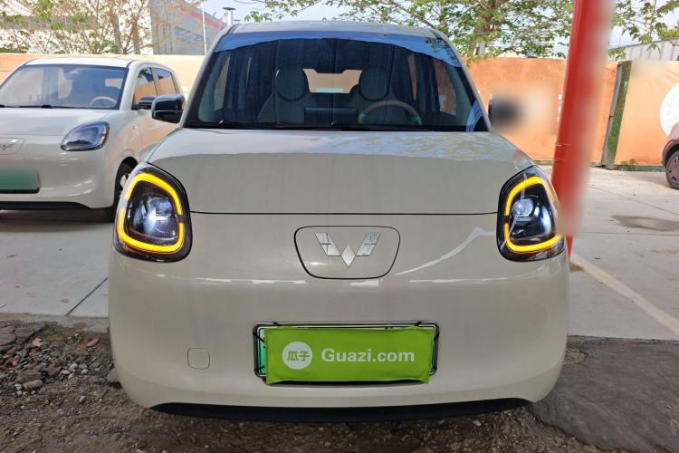 Used Wuling Hongguang MINIEV 2025 Four-Door Version Advanced Edition Front