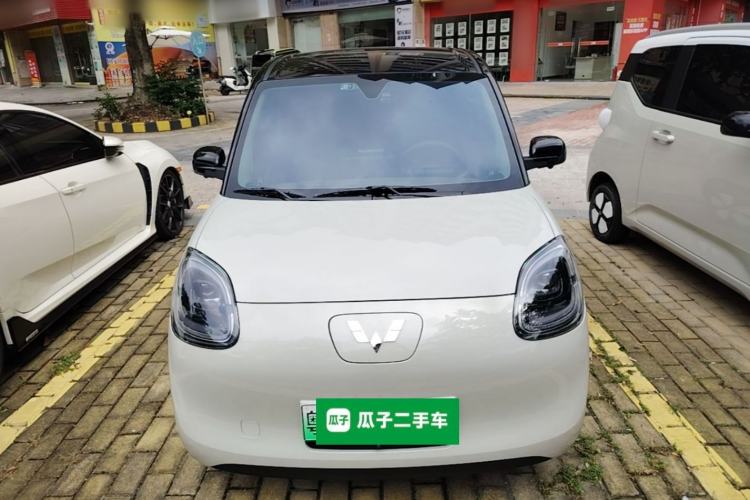 Used Wuling Hongguang MINIEV 2025 Four-Door Version Premium Edition Front
