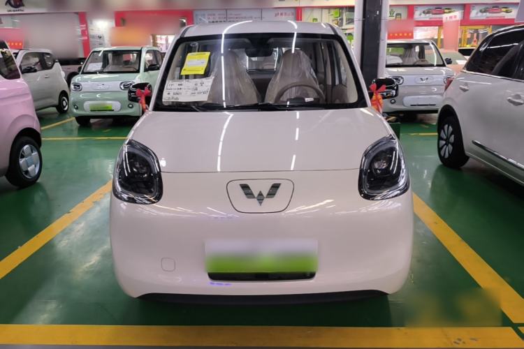 Used Wuling Hongguang MINIEV 2025 Four-Door Version Advanced Edition Front