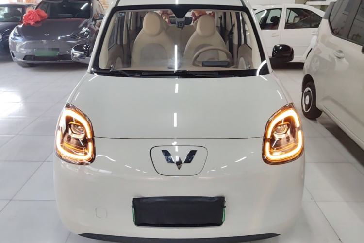 Used Wuling Hongguang MINIEV 2025 Four-Door Version Advanced Edition Front
