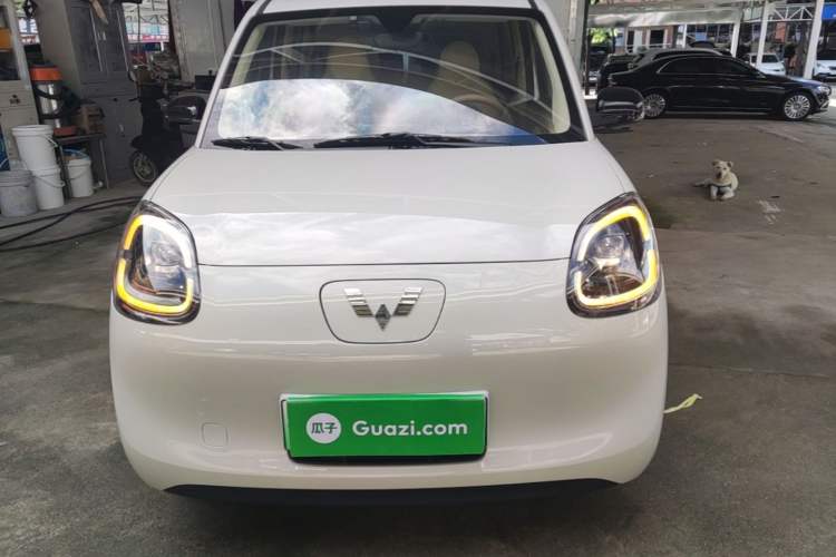 Used Wuling Hongguang MINIEV 2025 Four-Door Version Advanced Edition Front