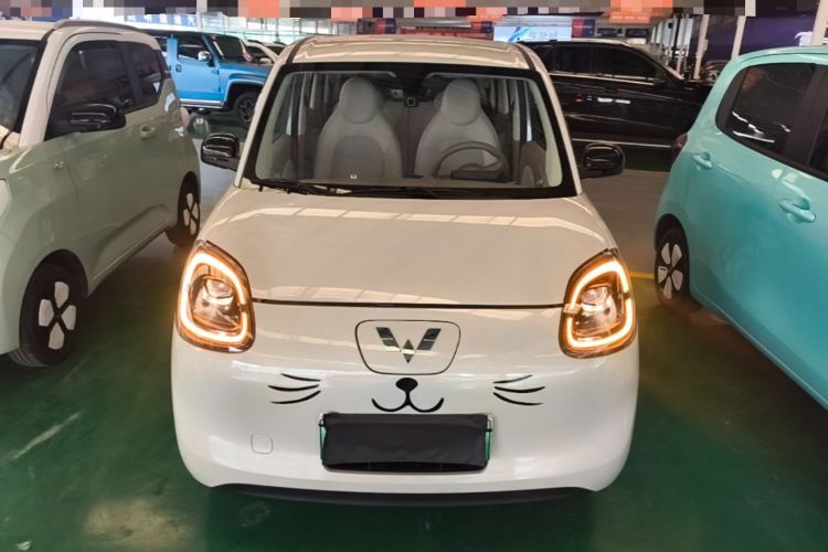 Used Wuling Hongguang MINIEV 2025 Four-Door Version Advanced Edition Front