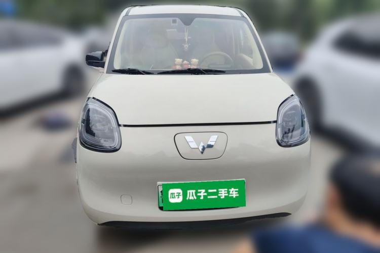 Used Wuling Hongguang MINIEV 2025 Four-Door Version Advanced Edition Front