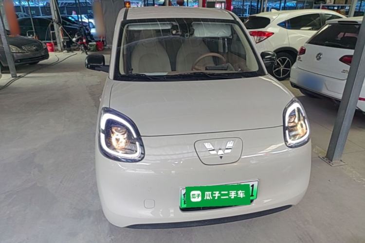 Used Wuling Hongguang MINIEV 2025 Four-Door Version Advanced Edition Front