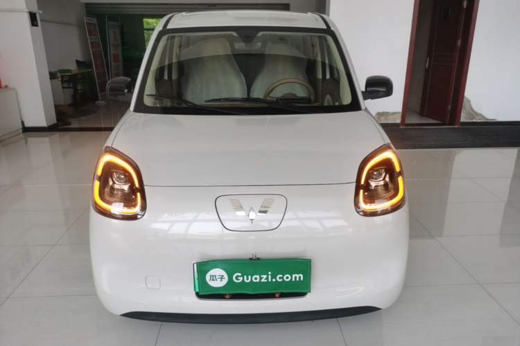 Used Wuling Hongguang MINIEV 2025 Four-Door Version Advanced Edition Front