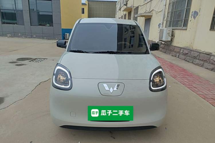 Used Wuling Hongguang MINIEV 2025 Four-Door Version Advanced Edition Front