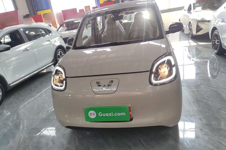Used Wuling Hongguang MINIEV 2025 Four-Door Version Advanced Edition Front