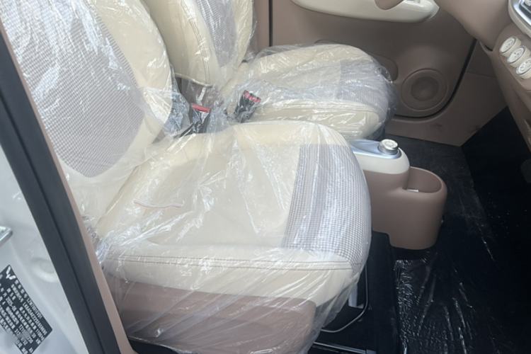 Used Wuling Hongguang MINIEV 2025 Four-Door Version Zhenxiang+ Edition Gear Lever
