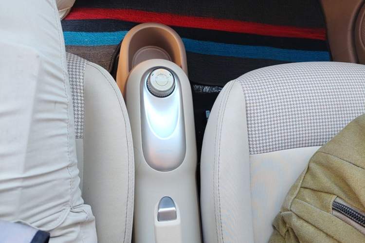Used Wuling Hongguang MINIEV 2025 Four-Door Version Advanced Edition Gear Lever