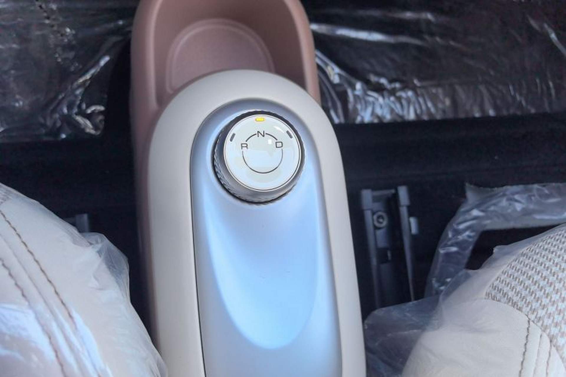 Used Wuling Hongguang MINIEV 2025 Four-Door Version Advanced Edition Gear Lever
