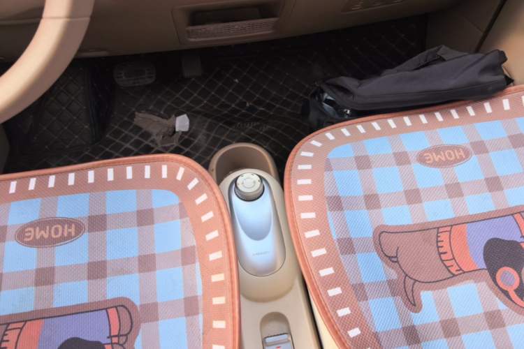 Used Wuling Hongguang MINIEV 2025 Four-Door Version Premium Edition Gear Lever