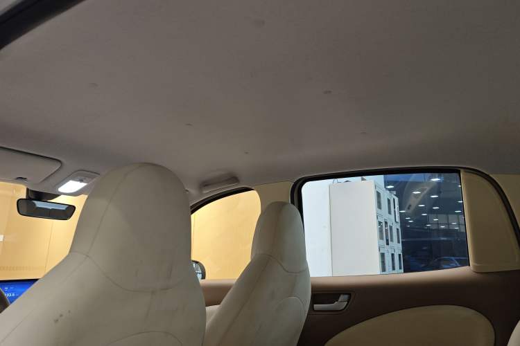 Used Wuling Hongguang MINIEV 2025 Four-Door Version Premium Edition Headliner
