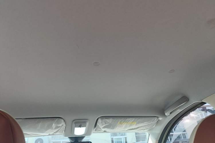 Used Wuling Hongguang MINIEV 2025 Four-Door Version Zhenxiang+ Edition Headliner