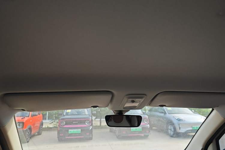 Used Wuling Hongguang MINIEV 2025 Four-Door Version Advanced Edition Headliner