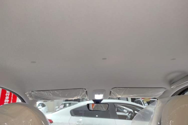Used Wuling Hongguang MINIEV 2025 Four-Door Version Advanced Edition Headliner