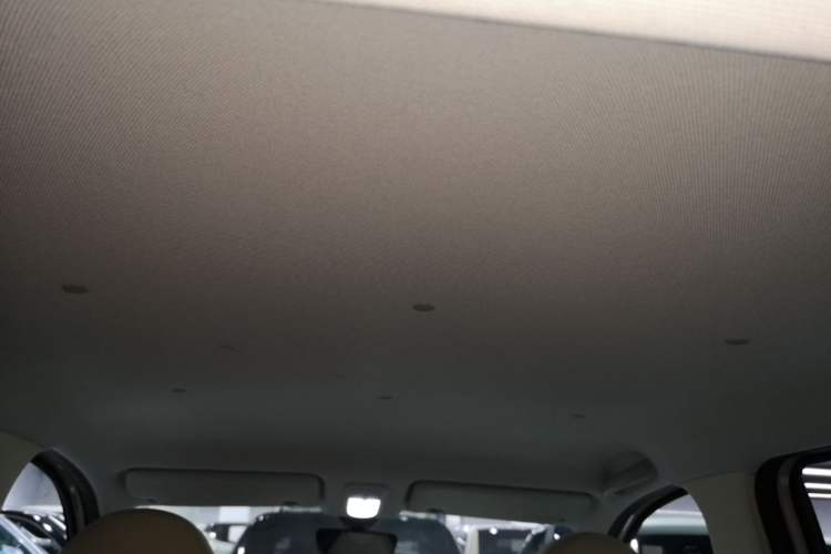 Used Wuling Hongguang MINIEV 2025 Four-Door Version Advanced Edition Headliner