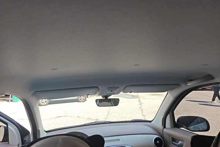 Used Wuling Hongguang MINIEV 2025 Four-Door Version Advanced Edition Headliner