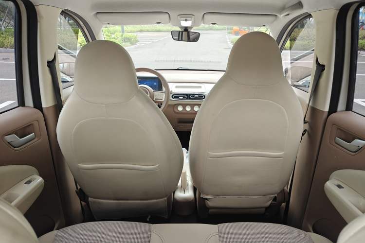 Used Wuling Hongguang MINIEV 2025 Four-Door Version Advanced Edition Headliner