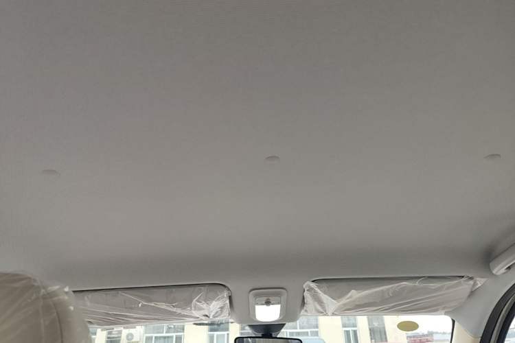 Used Wuling Hongguang MINIEV 2025 Four-Door Version Advanced Edition Headliner