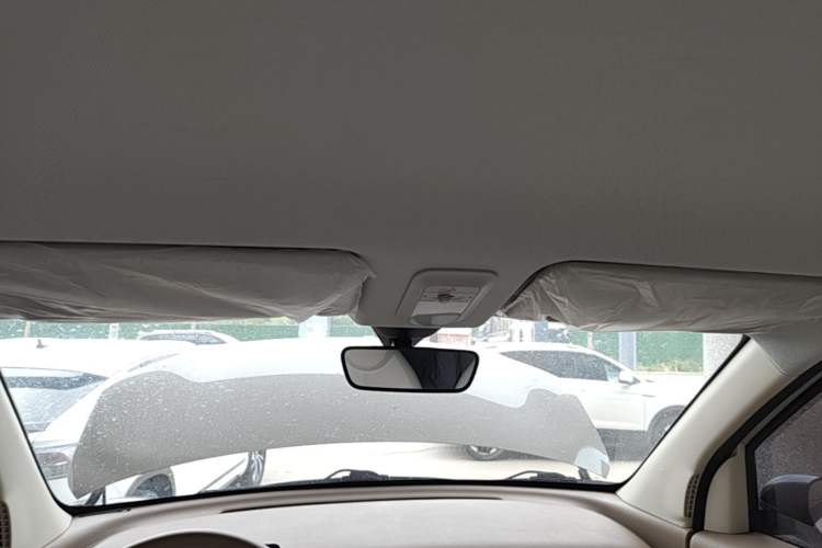 Used Wuling Hongguang MINIEV 2025 Four-Door Version Advanced Edition Headliner