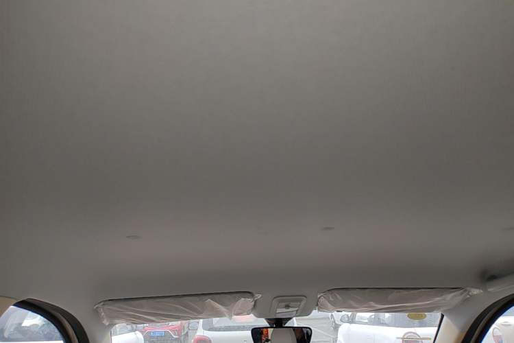 Used Wuling Hongguang MINIEV 2025 Four-Door Version Advanced Edition Headliner
