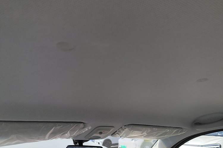 Used Wuling Hongguang MINIEV 2025 Four-Door Version Advanced Edition Headliner