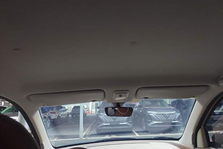 Used Wuling Hongguang MINIEV 2025 Four-Door Version Advanced Edition Headliner