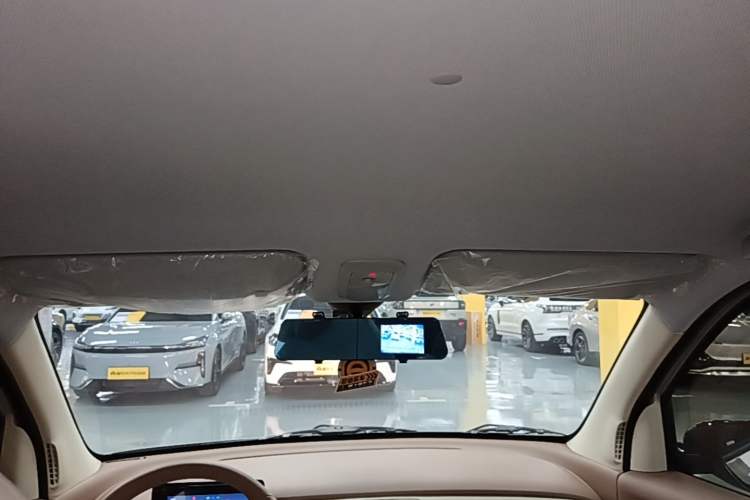 Used Wuling Hongguang MINIEV 2025 Four-Door Version Advanced Edition Headliner