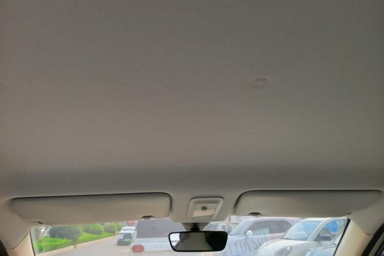 Used Wuling Hongguang MINIEV 2025 Four-Door Version Advanced Edition Headliner