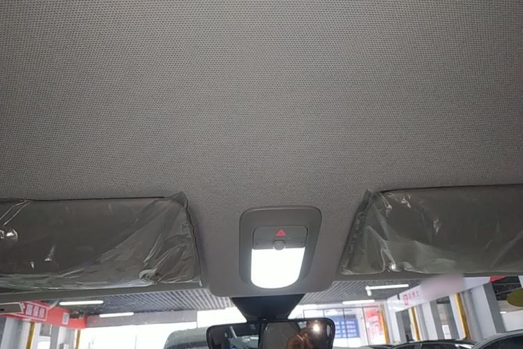 Used Wuling Hongguang MINIEV 2025 Four-Door Version Advanced Edition Headliner