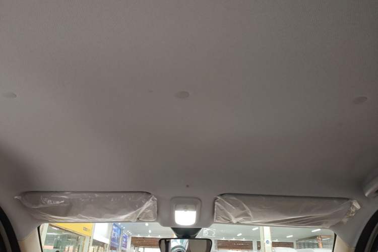 Used Wuling Hongguang MINIEV 2025 Four-Door Version Advanced Edition Headliner