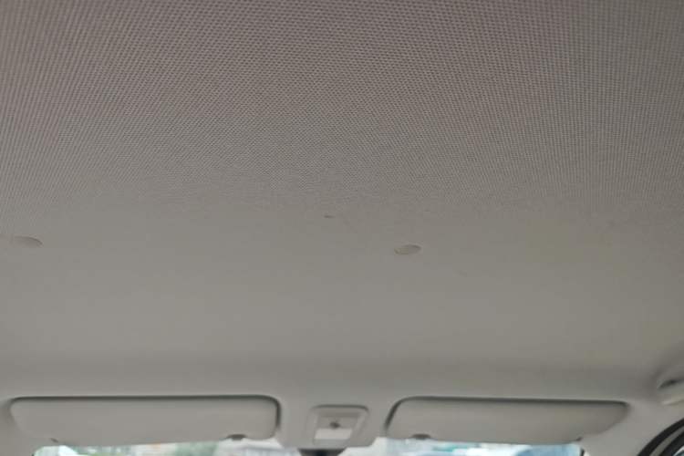 Used Wuling Hongguang MINIEV 2025 Four-Door Version Advanced Edition Headliner