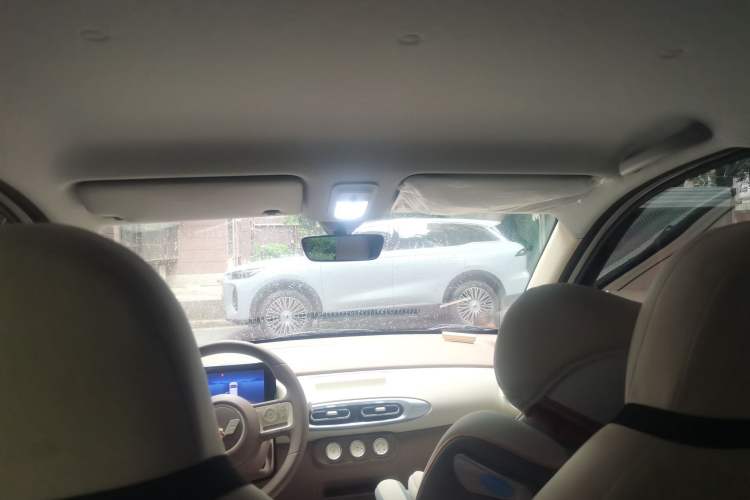 Used Wuling Hongguang MINIEV 2025 Four-Door Version Premium Edition Headliner