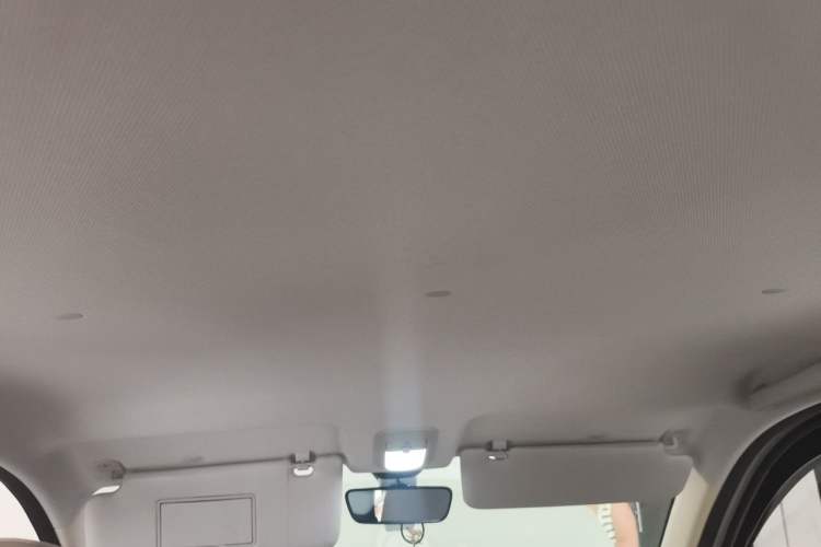 Used Wuling Hongguang MINIEV 2025 Four-Door Version Advanced Edition Headliner
