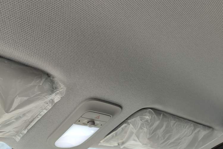 Used Wuling Hongguang MINIEV 2025 Four-Door Version Advanced Edition Headliner