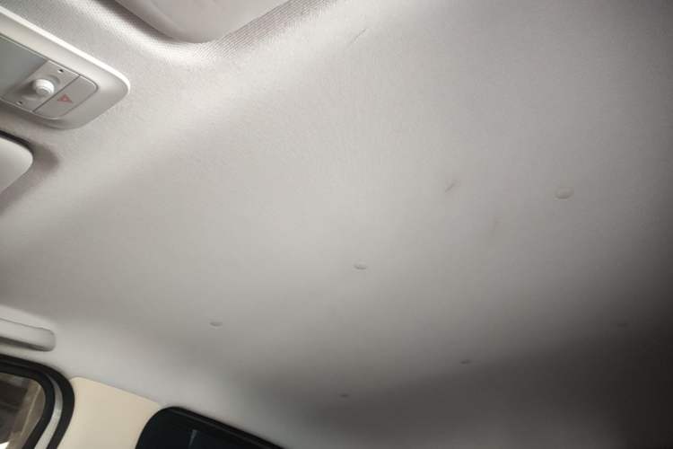Used Wuling Hongguang MINIEV 2025 Four-Door Version Advanced Edition Headliner