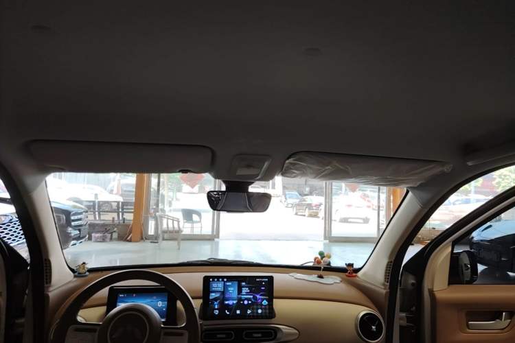 Used Wuling Hongguang MINIEV 2025 Four-Door Version Advanced Edition Headliner