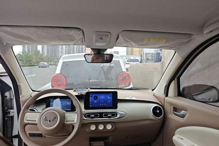 Used Wuling Hongguang MINIEV 2025 Four-Door Version Zhenxiang+ Edition Headliner