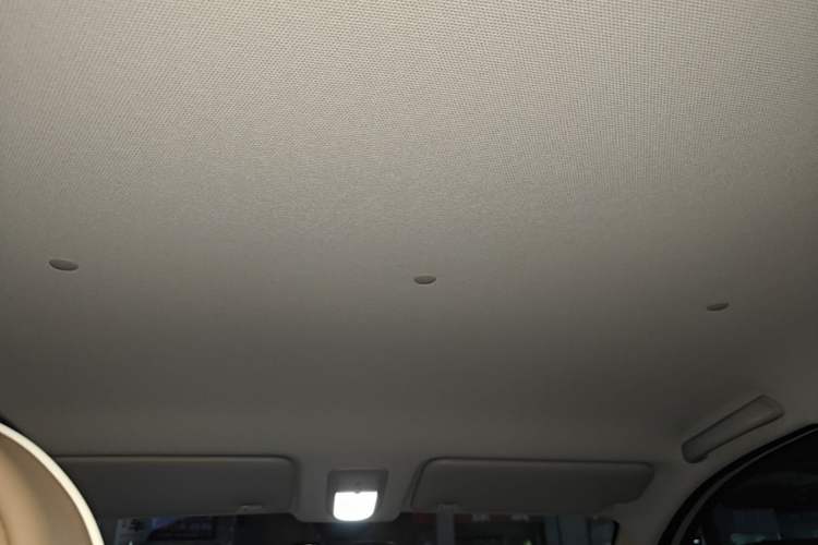 Used Wuling Hongguang MINIEV 2025 Four-Door Version Advanced Edition Headliner