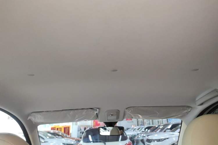Used Wuling Hongguang MINIEV 2025 Four-Door Version Advanced Edition Headliner