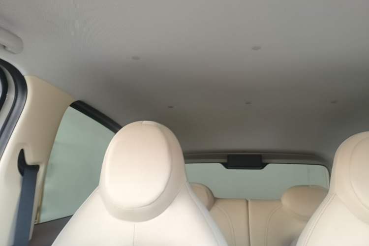 Used Wuling Hongguang MINIEV 2025 Four-Door Version Advanced Edition Headliner