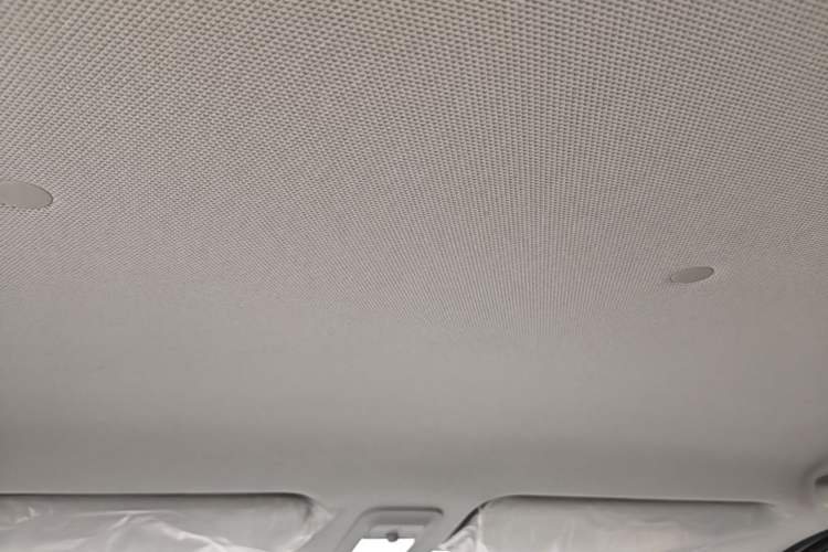 Used Wuling Hongguang MINIEV 2025 Four-Door Version Advanced Edition Headliner