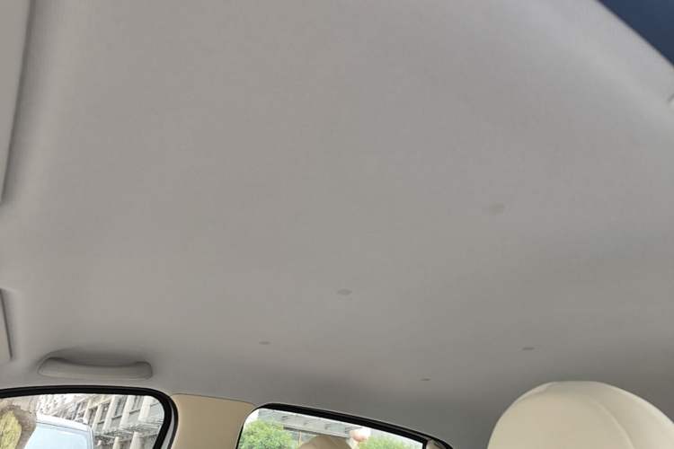 Used Wuling Hongguang MINIEV 2025 Four-Door Version Advanced Edition Headliner