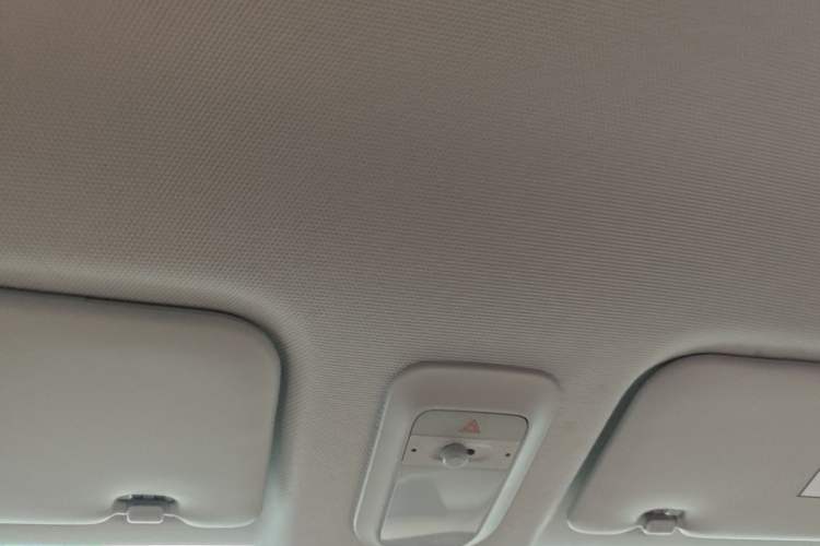 Used Wuling Hongguang MINIEV 2025 Four-Door Version Zhenxiang+ Edition Headliner