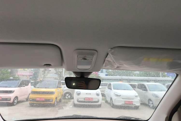 Used Wuling Hongguang MINIEV 2025 Four-Door Version Zhenxiang+ Edition Headliner