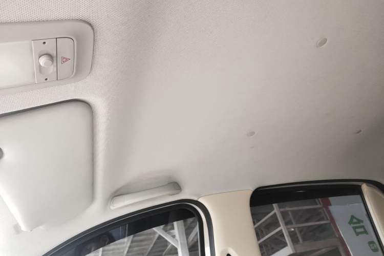 Used Wuling Hongguang MINIEV 2025 Four-Door Version Advanced Edition Headliner