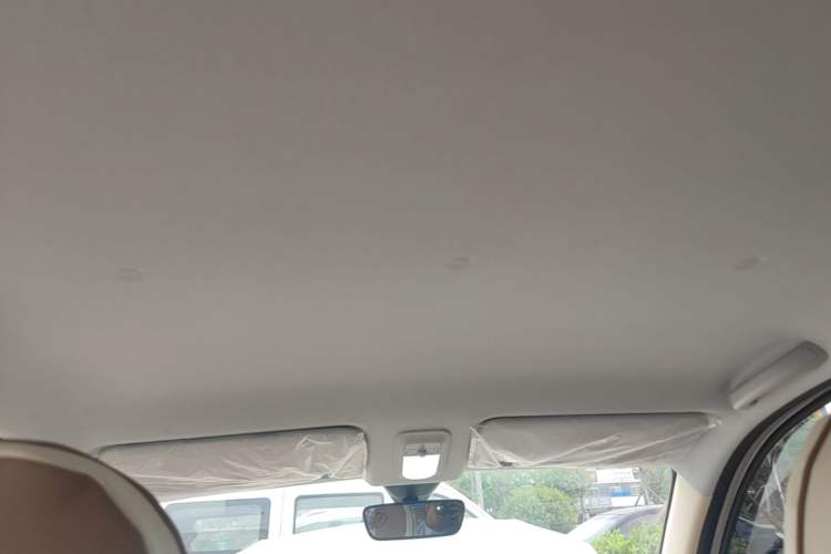 Used Wuling Hongguang MINIEV 2025 Four-Door Version Advanced Edition Headliner