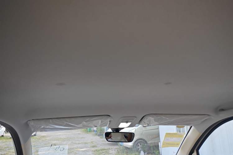 Used Wuling Hongguang MINIEV 2025 Four-Door Version Advanced Edition Headliner