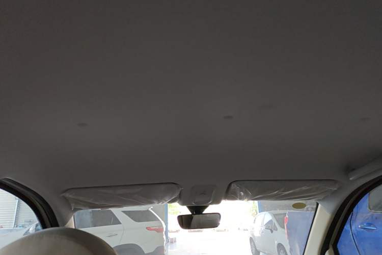 Used Wuling Hongguang MINIEV 2025 Four-Door Version Advanced Edition Headliner